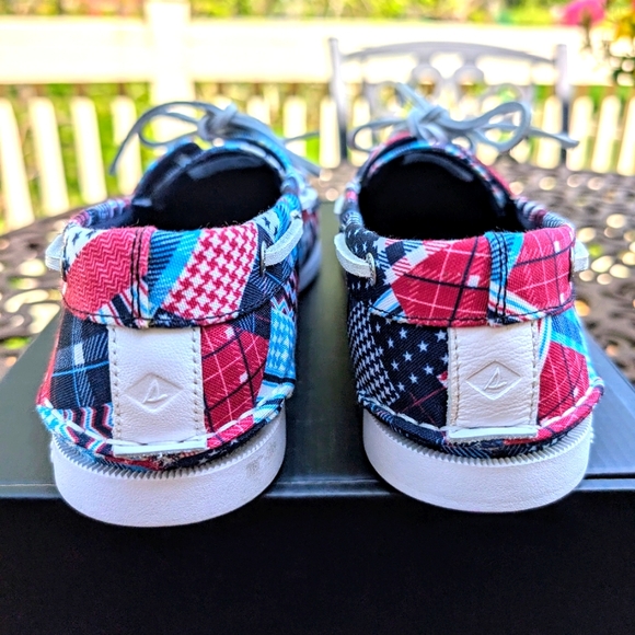 Sperry Americana Boat Shoes - Picture 7 of 11